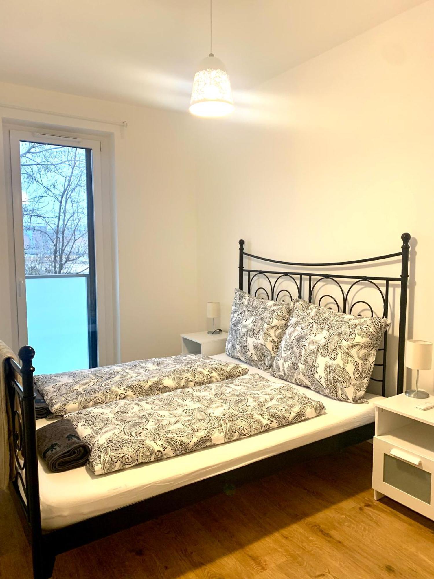 Westside Residence Apartment - Modern & Peaceful - Free Garage! 布达佩斯 外观 照片