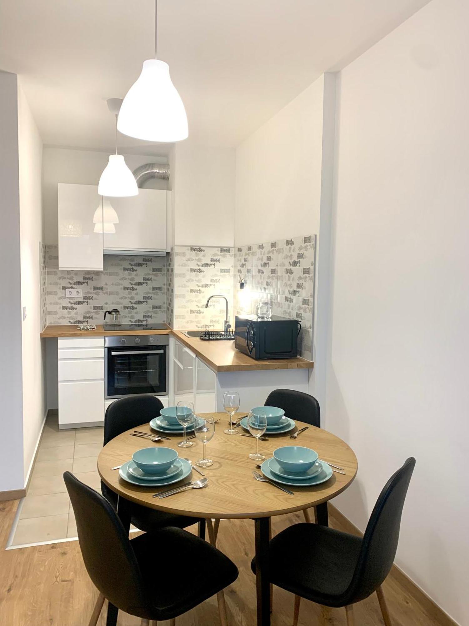 Westside Residence Apartment - Modern & Peaceful - Free Garage! 布达佩斯 外观 照片